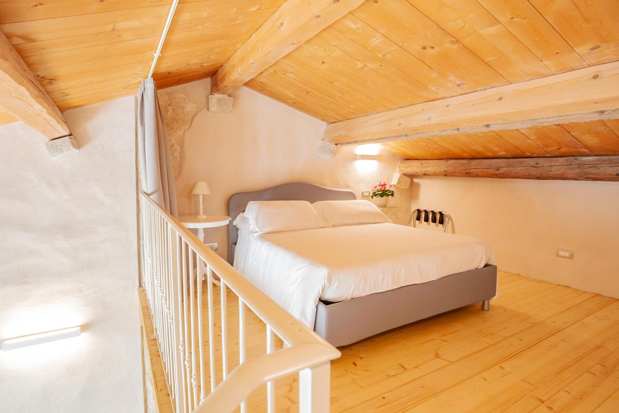 Palazzo Montanari Art & Wine Relais Farm stay